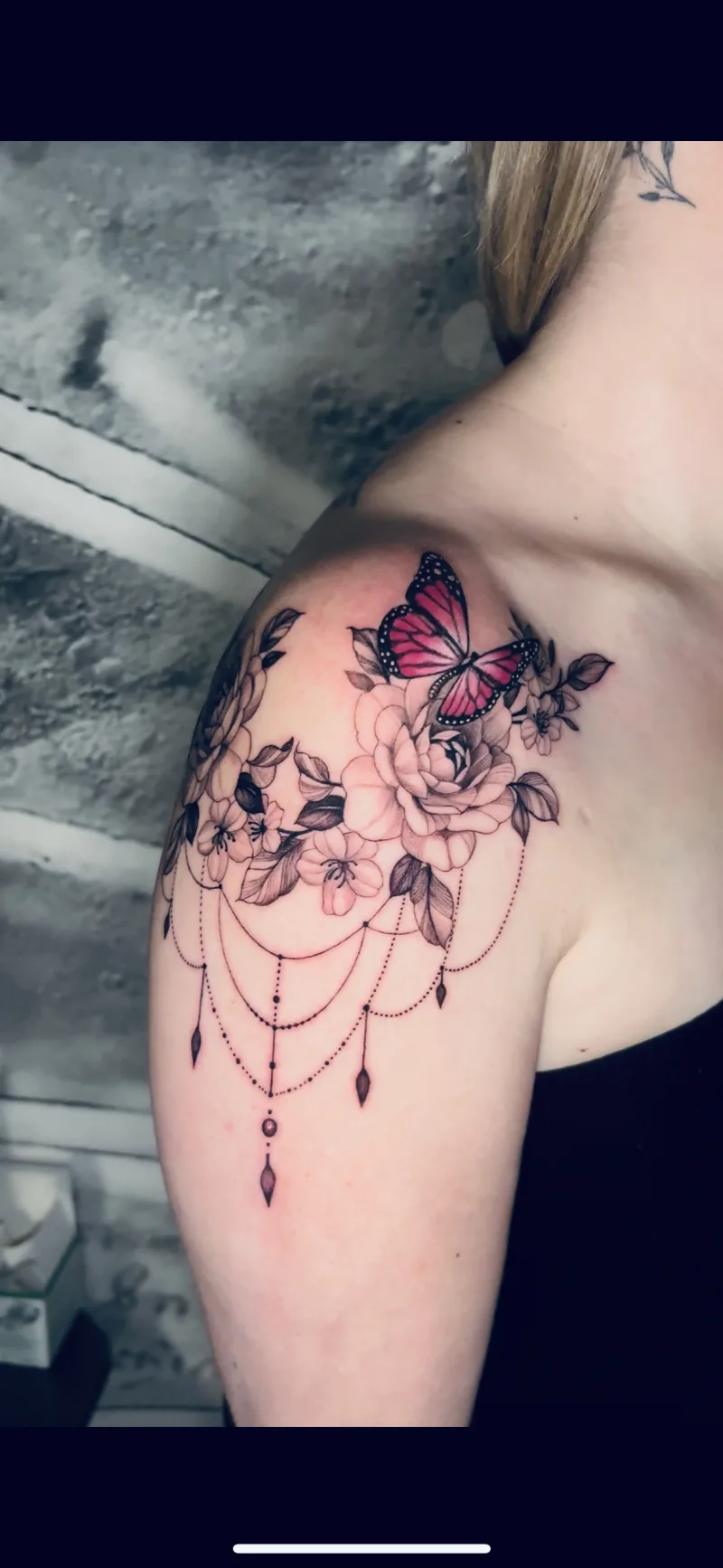 Floral Fine-line